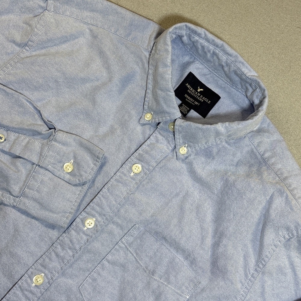American Eagle Shirt Mens Medium Blue Button Down Classic Fit Seriously Soft